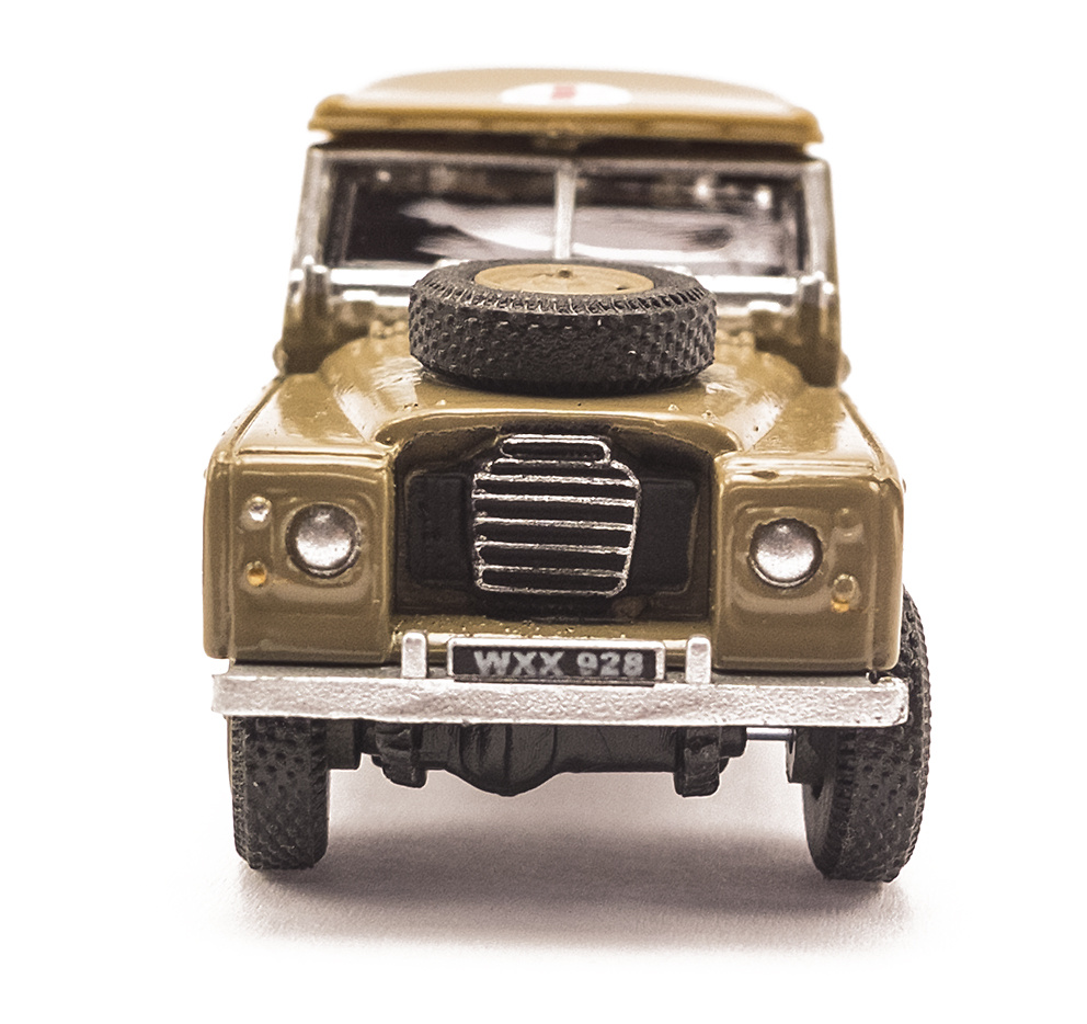 Land Rover 109 Serie III, Ambulancia Militar, 1:72, Oxford 