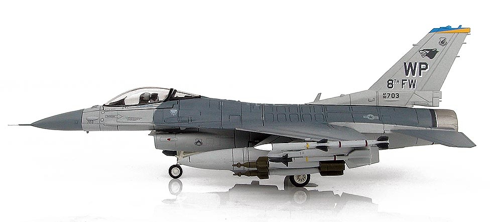 Lockheed F-16CG 90-0703, 8th FW Commander's Jet, Kunsan Air Base, Corea del Sur, 2007, 1:72, Hobby Master 