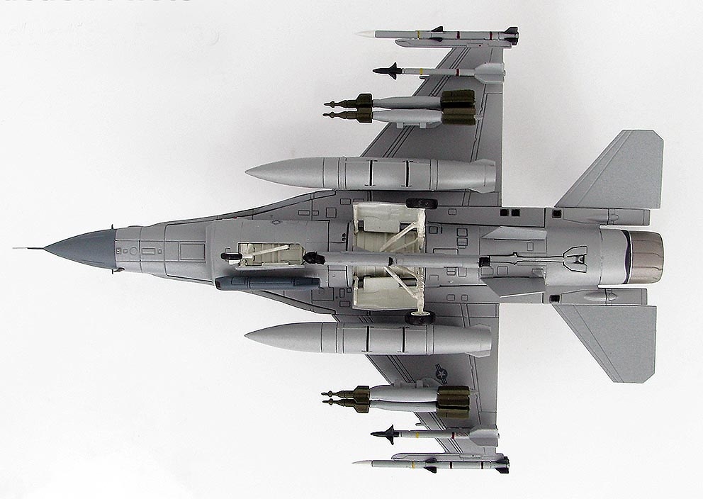 Lockheed F-16CG 90-0703, 8th FW Commander's Jet, Kunsan Air Base, Corea del Sur, 2007, 1:72, Hobby Master 
