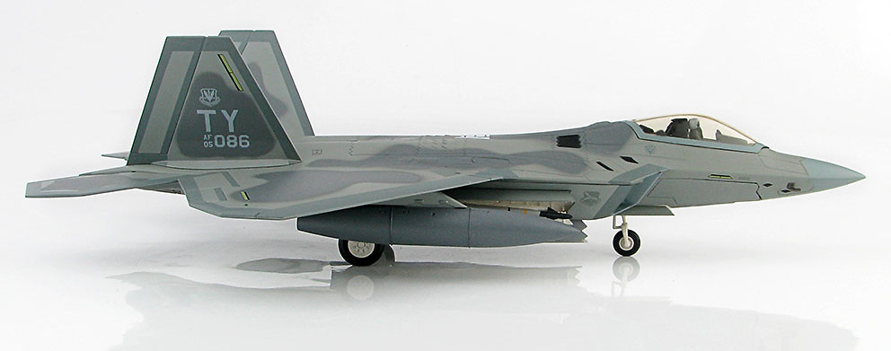 Lockheed F-22 Raptor 05-4086, 95th FS, RAF Lakenheath, Abril, 2016, 1:72, Hobby Master 