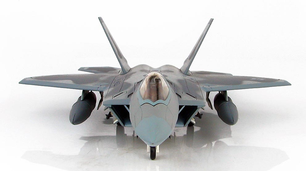 Lockheed F-22 Raptor AF 10194, 94th FS, 1st FW, Base Aérea de Langley, Virginia, 1:72, Hobby Master 