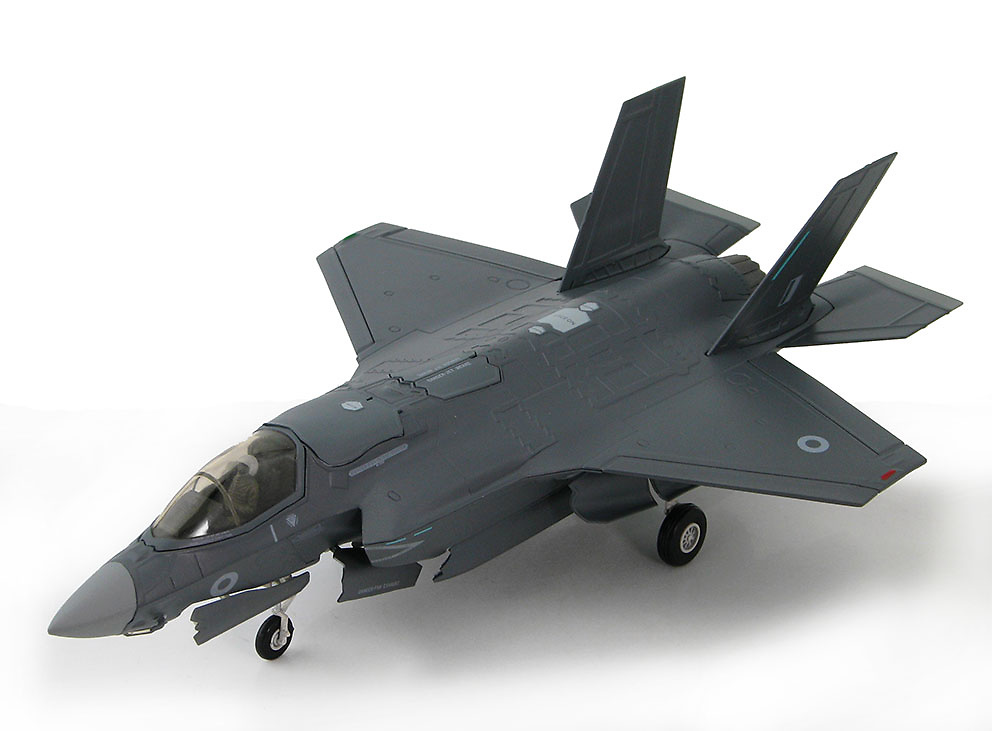 Lockheed Martin F-35B Lightning II ZM138, Royal Air Force, Diciembre, 2015, 1:72, Hobby Master 