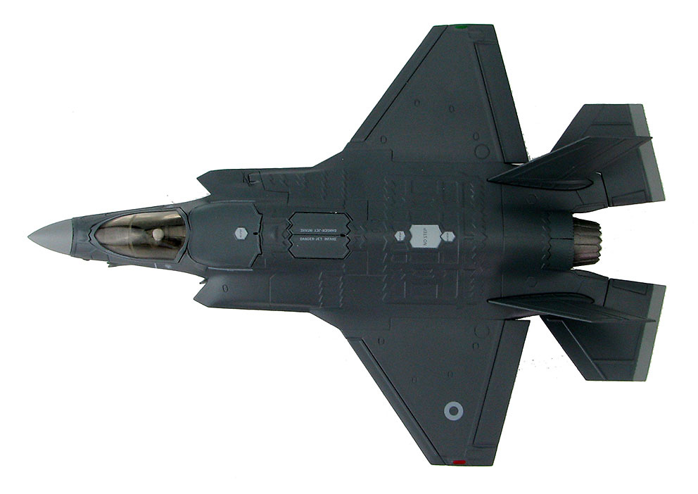 Lockheed Martin F-35B Lightning II ZM138, Royal Air Force, Diciembre, 2015, 1:72, Hobby Master 