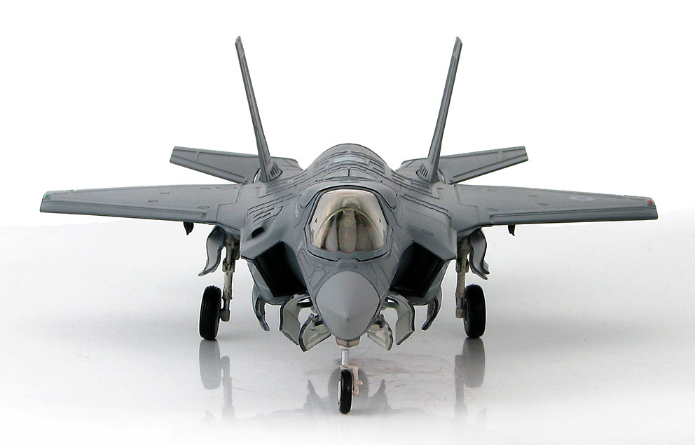 Lockheed Martin F-35B Lightning II ZM138, Royal Air Force, Diciembre, 2015, 1:72, Hobby Master 