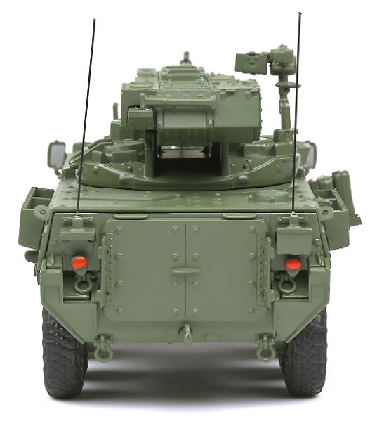 M1128 MGS Stryker (color verde) 2002, 1:48, Solido 