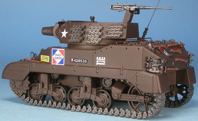 M8 Scott 75 mm Howitzer Motor Carriage, 1e REC - 5e DB, Alsacia, 1944 1:48, Gasoline 