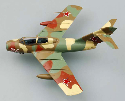 Mig-15 UTI Red 54, Fuerza Aérea Rusa, 1:72, Easy Model 