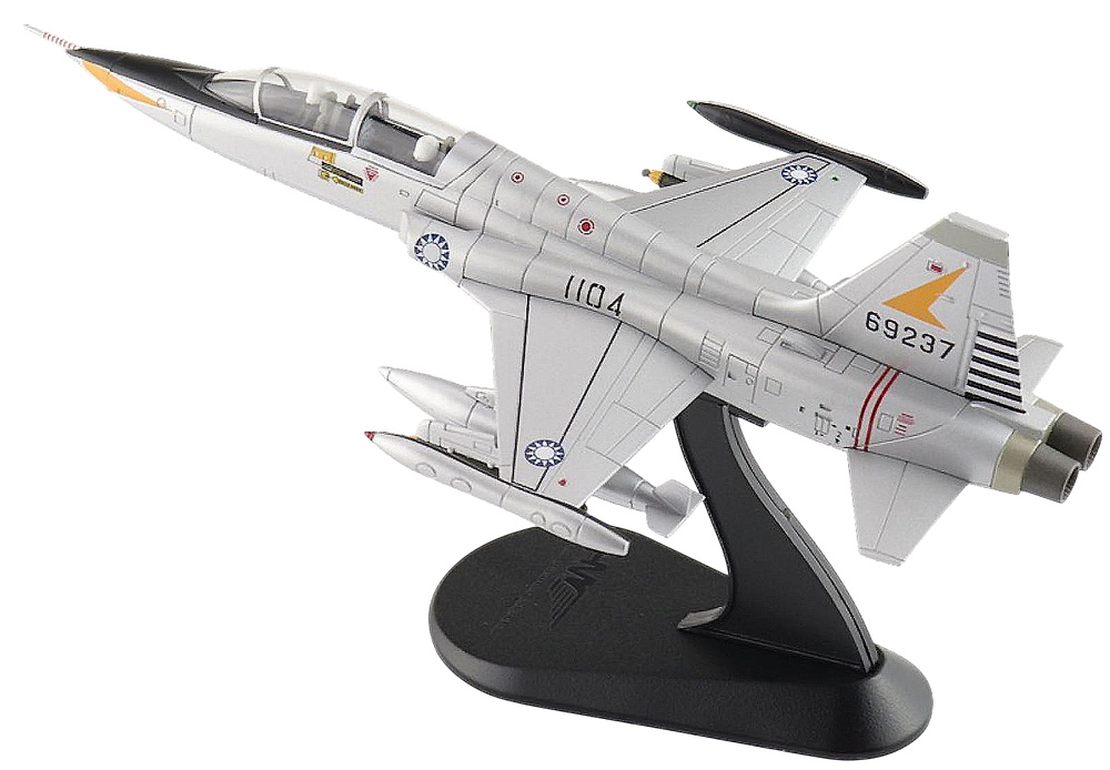 Northrop F-5B Freedom Fighter, ROCAF, #1104, Taiwan, 1960s, 1:72, Hobby Master 