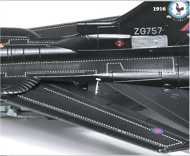 Panavia Tornado F3 ZG757, 43 (F) Sqn, RAF Leuchars, Scotland, 2006, 1:72, Corgi 