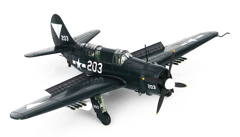 SB2C-4E Helldiver No. 203, VB-87, USS Ticonderoga, Mayo, 1945, 1:72, Hobby Master 