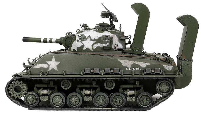 Sherman M4A3 (105) HVSS U.S. 1945 (con equipo de vadeo profundo), 1:32, Forces of Valor 