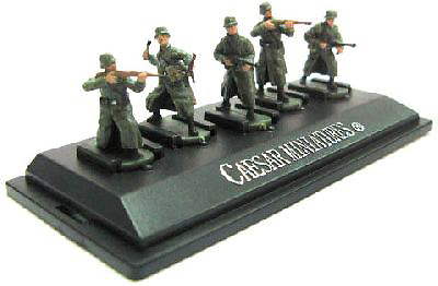German Soldiers WW2, winter dress, 1:72, Caesar Miniatures 