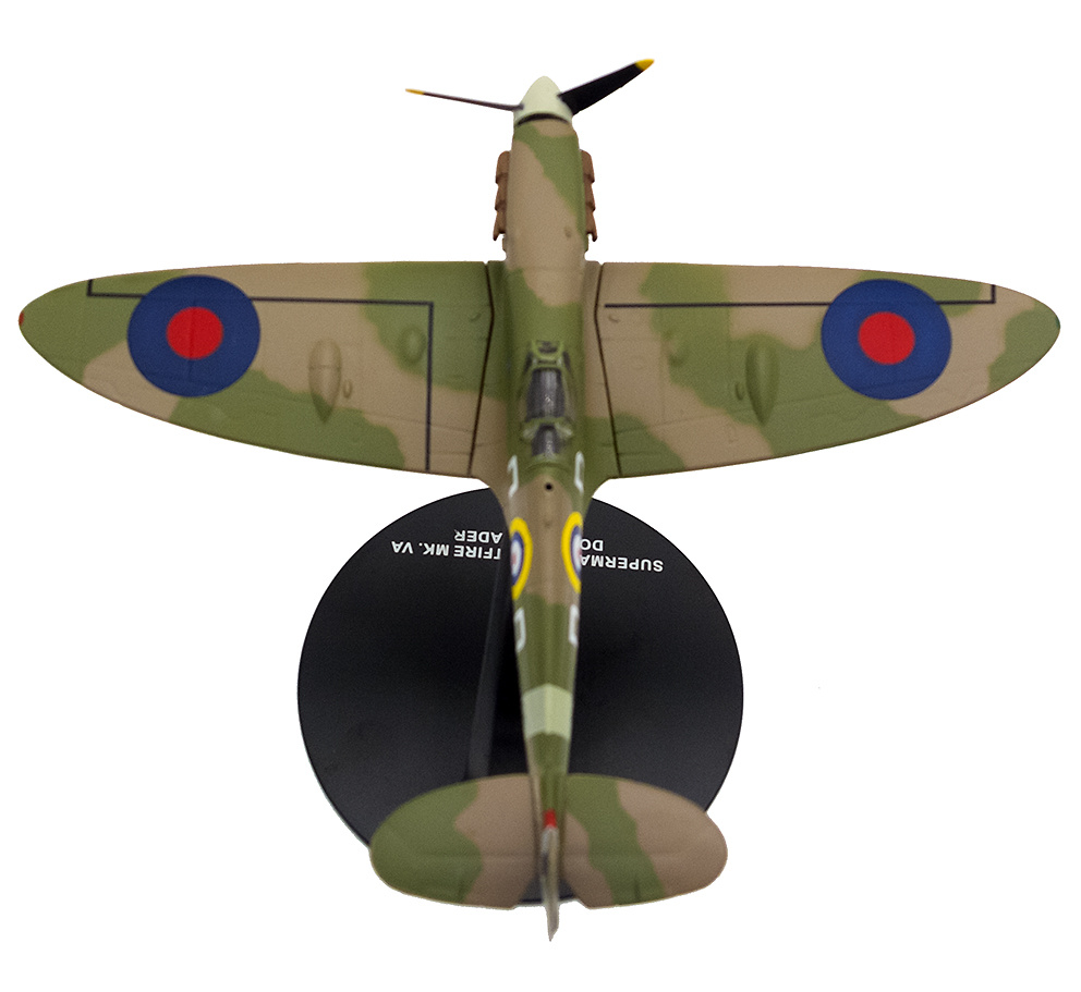 Spitfire MK.VA, piloto Douglas Bader, 1941, 1:72, Atlas 