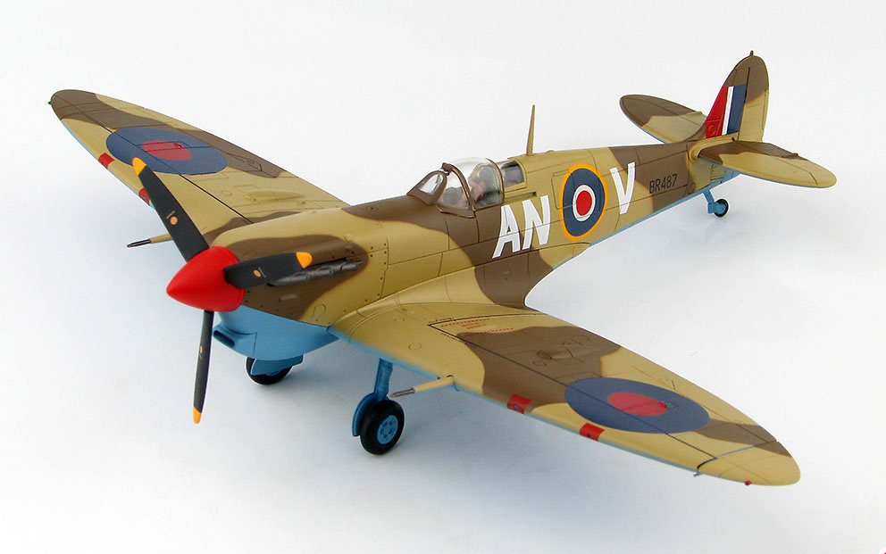 Spitfire Vb Trop No.417 Sqn., BR487/AN-V, Túnez, 1943, 1:48, Hobby Master 