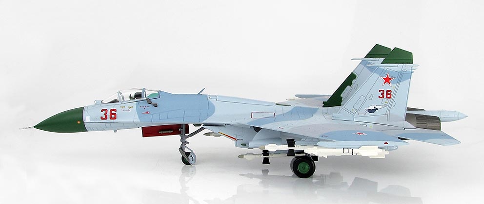 Sukhoi Su-27 Flanker B (Primera Versión) Red 36, Ejército del Aire Ruso, Mar de Barents, 1987, 1:72, Hobby Master 