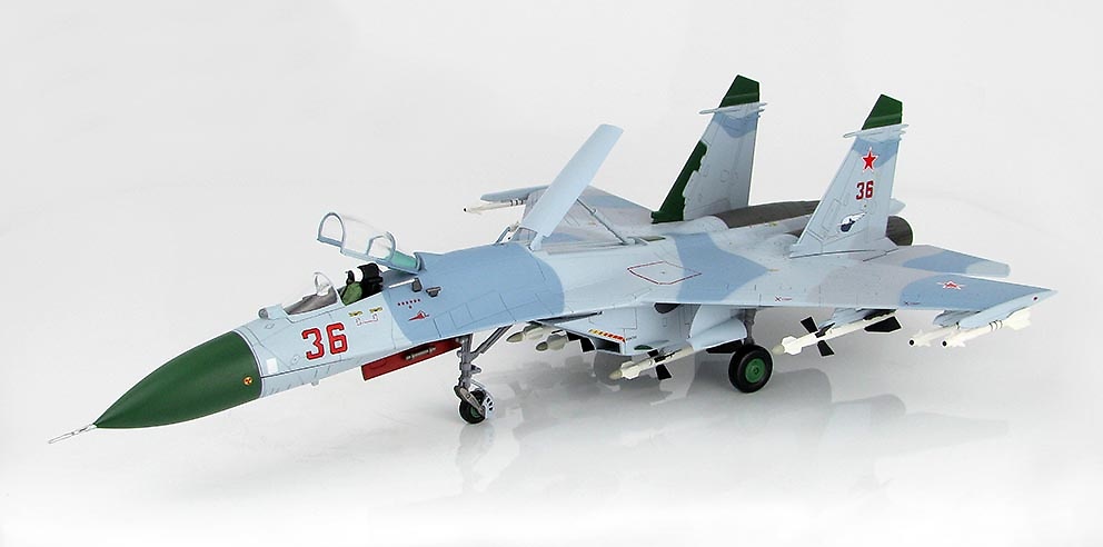 Sukhoi Su-27 Flanker B (Primera Versión) Red 36, Ejército del Aire Ruso, Mar de Barents, 1987, 1:72, Hobby Master 