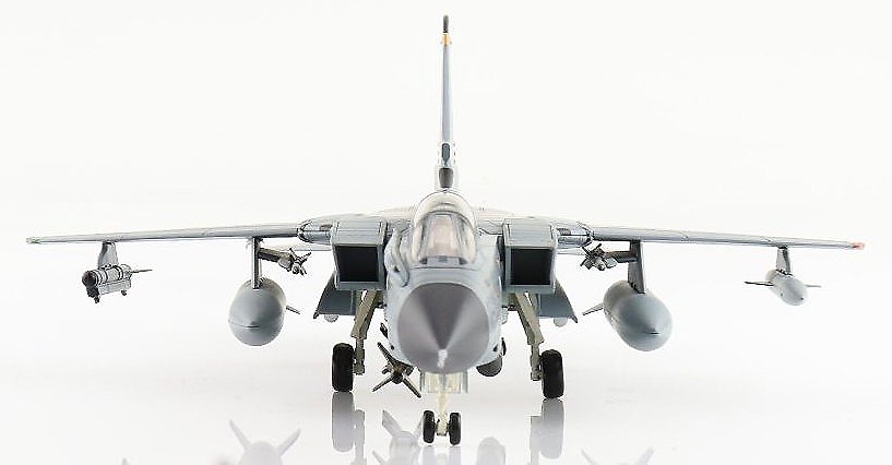 Tornado IDS 43+42, JaboG 33, Luftwaffe, Base Aérea de Norvenich, 2022, 1:72, Hobby Master 