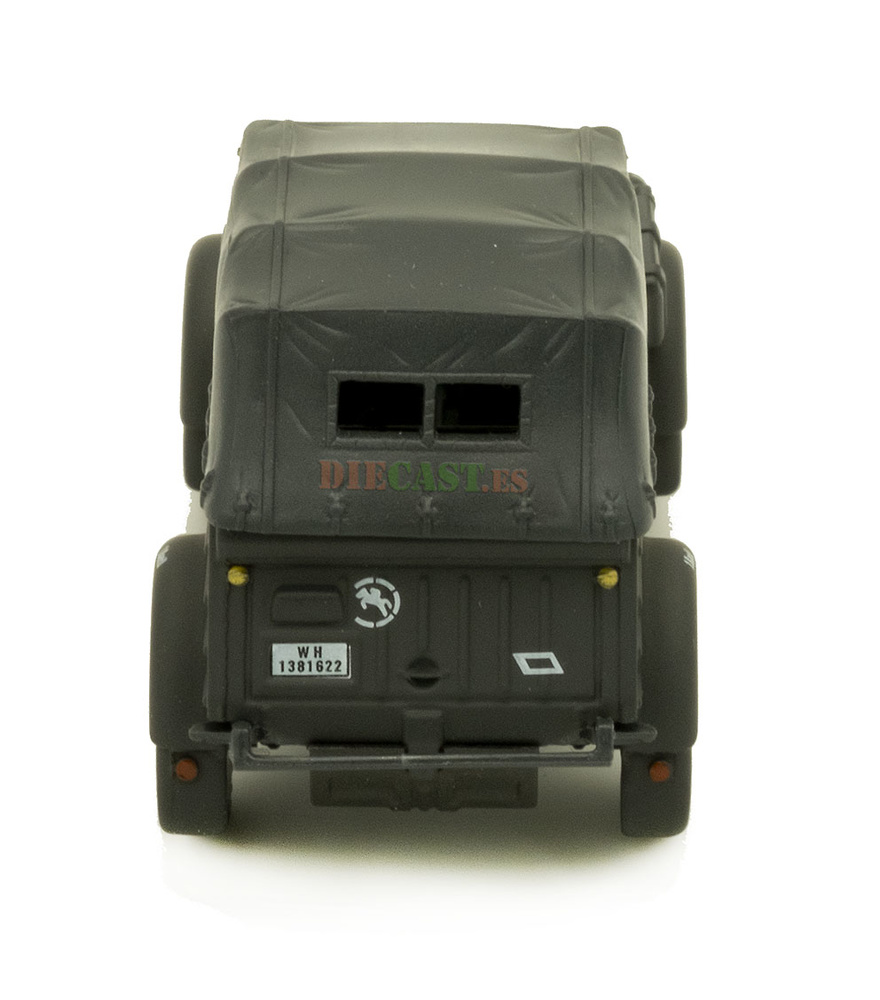 Volkswagen Kübelwagen Type 82, cerrado, verde oscuro, 1940, 1:43, Cararama 