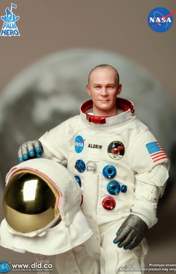 Buzz Aldrin, Piloto del módulo lunar del Apolo 11, 1:12, Did
