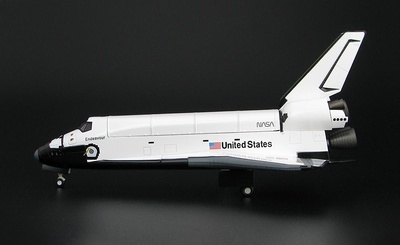 Space Shuttle "Endeavour" OV-105, Mayo, 1992, 1:200, Hobby Master