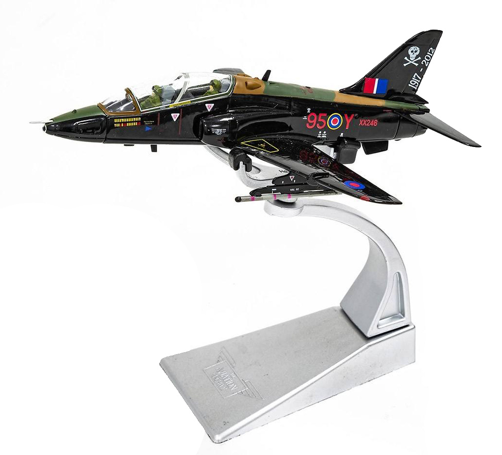 BAe Hawk T.1 XX246 / 95-Y RAF No.100 Squadron, Scheme 95th Anniversary, 1:72, Corgi 