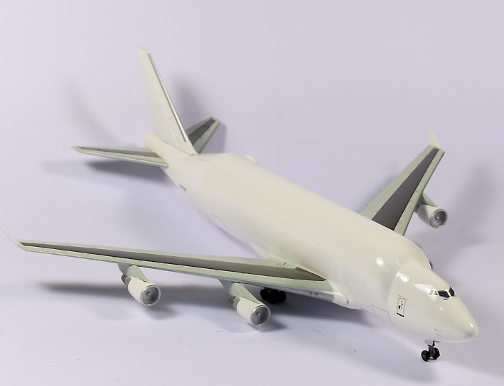 Boeing 747-400LCF, 1:400, Dragon Wings 