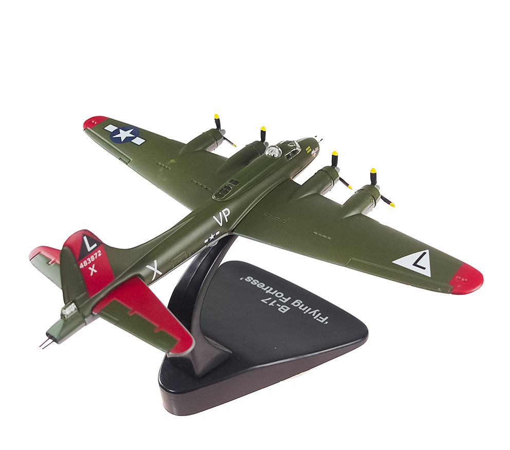 Boeing B-17 Flying Fortress, USAAC,1937/45, 1:144, Editions Atlas 