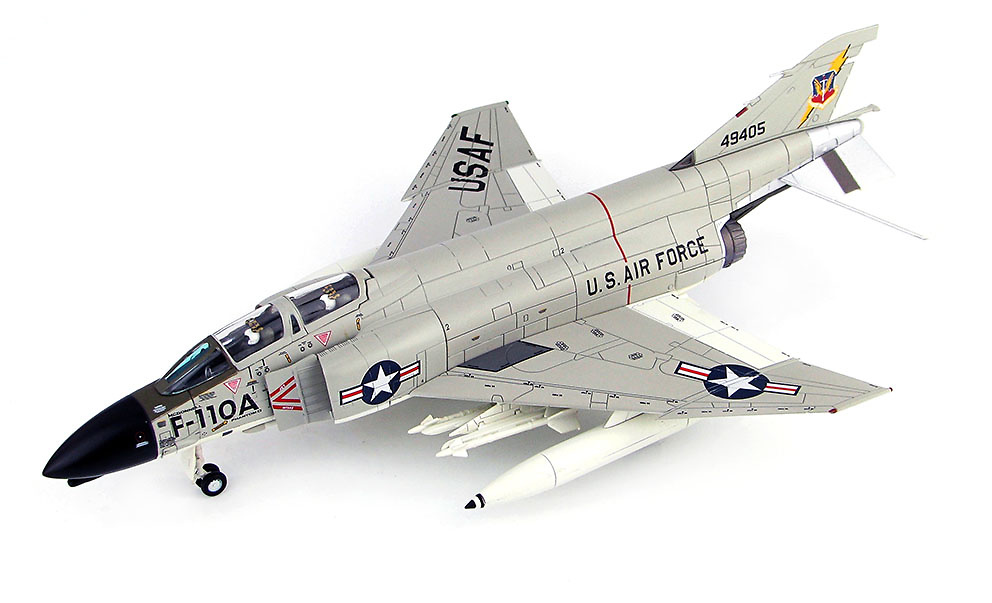 F-110A Specter USAF TAC, Langley Air Base, Virginia, 1962 1:72, Hobby Master 