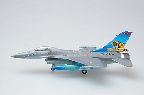 F-16A, J-004 NTAF