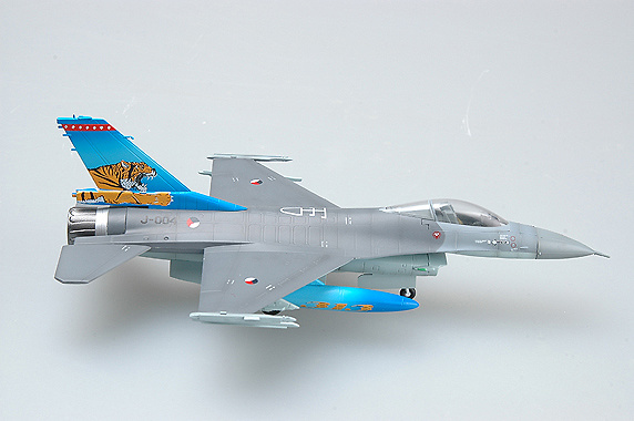 F-16A, J-004 NTAF