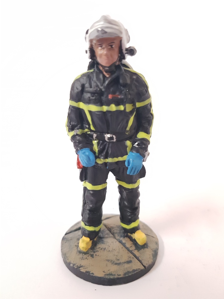 Firefighter with fire retardant suit, Zaventem, Belgium, 2011, 1:30, Del Prado 