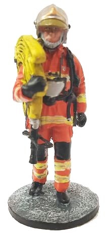 Firefighter with fire retardant suit from Marseille, France, 2011, 1:30, Del Prado 