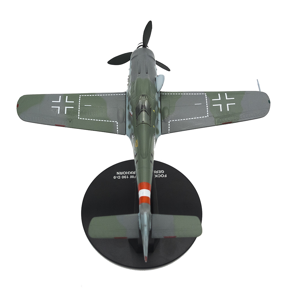 Focke Wulf FW-190 D-9, piloto Gerhard Barkhorn, 1945, 1:72, Atlas 