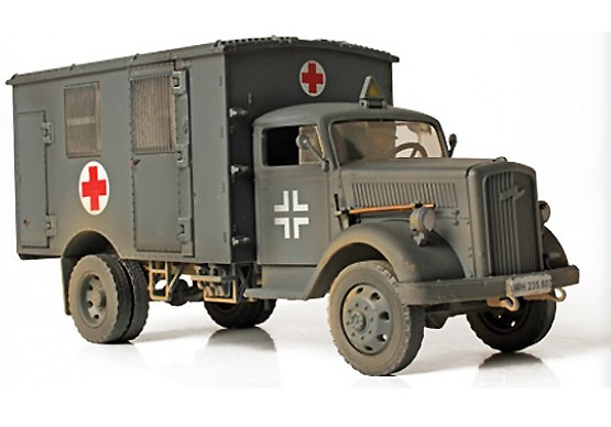 German 4x4 ambulance, France, 1940, 1:32, Forces of Valor 