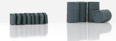 German Fuel Drums and Jerry Cans, (grey), 1:72, Hobby Master 