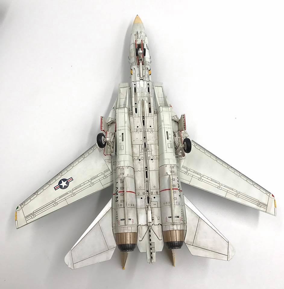 最終値引きCALIBRE WINGS 1/72 F-14A ウェザリングver eightjeans.com