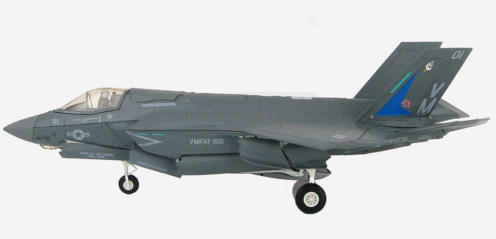Lockheed Martin F-35B Lightning II 168057, VMFAT-501, Base Aérea de Eglin, 2014, 1:72, Hobby Master 