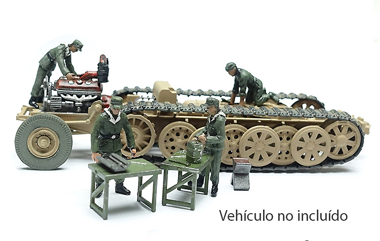 Mecánicos alemanes con accesorios, 2ª Guerra Mundial, 1:72, PMA 