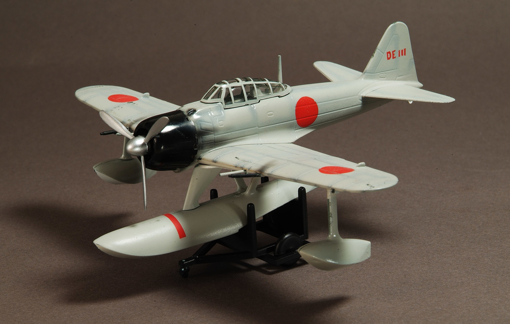 Nakajima A6M2-N Flying boat Base on Mitshubishi Zero A6m5, Japan, 1:72, War Master 