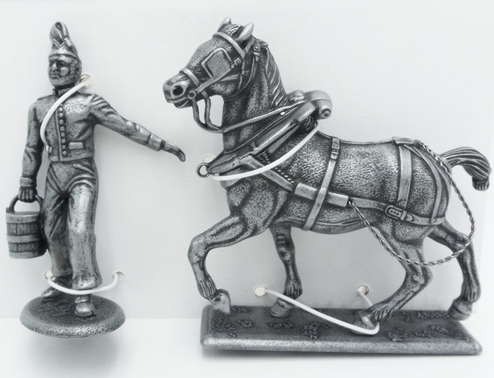 Right Horse of the Field Forge, Cuirassier with Exercise Suit with Water Cube, 1:24, Atlas Editions 