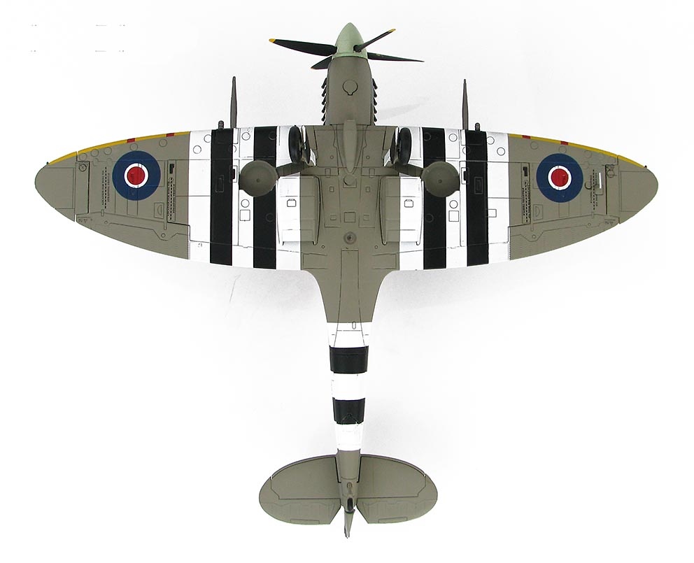 Spitfire Mk.IXc MJ586/LO-D, P/O Pierre Clostermann DFC, 602 Sqn., RAF, Francia, 1944, 1:48, Hobby Master 