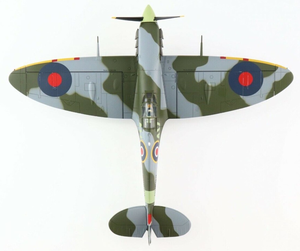 Supermarine Spitfire Mk V RAF Exeter (Czech) Wing, BM592, Alois Vasatko, RAF Exeter, 1942, 1:48, Hobby Master 