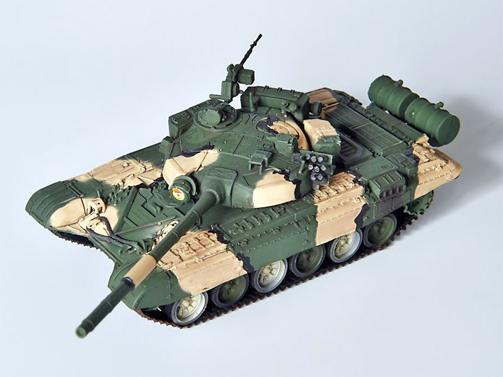T-72B Main Battle Tank, Soviet Army, Moscow, 1985, 1:72, Modelcollect 