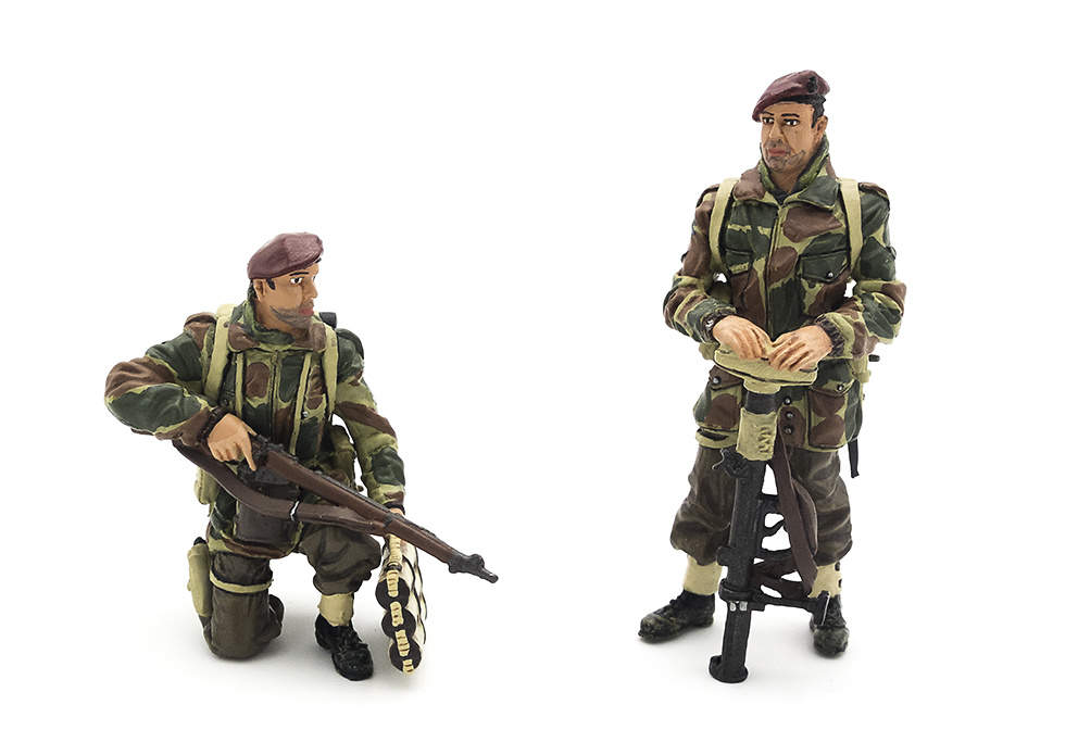 Two figures of British Paratroopers, World War II, 1:30, Thomas Gunn 