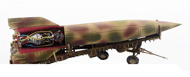 V2 rocket w / transport trailer, German Army, 1943, 1:72, PMA 