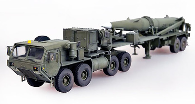 Camión M983 Hemtt tractor con Misil Pershing II, U.S. Army, 1:72, Modelcollect