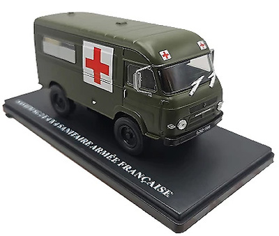 Renault Saviem SG 2 E 4x4, Ambulancia del Ejército Francés, 1:43, Hachette